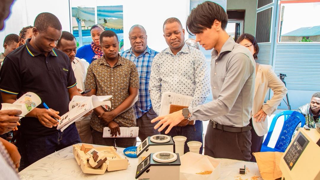 WADAU WA KILIMO WAJENGEWA UWEZO KUTUMIA MASHINE ZA KUKAUSHA NA KUPIMA UNYEVU WA NAFAKA MKOANI MBEYA